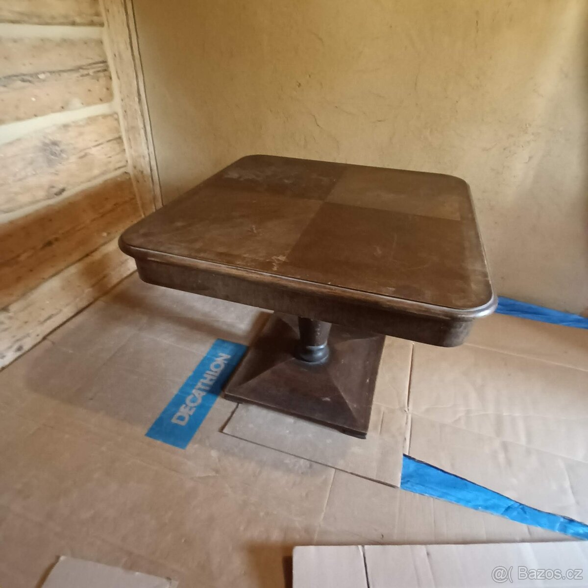 Stolek - 2