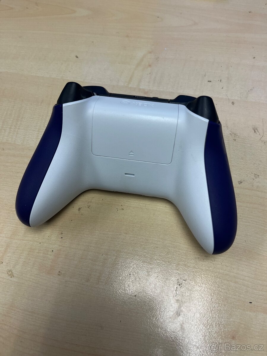 Xbox Series S/X ovladač fialový - 2