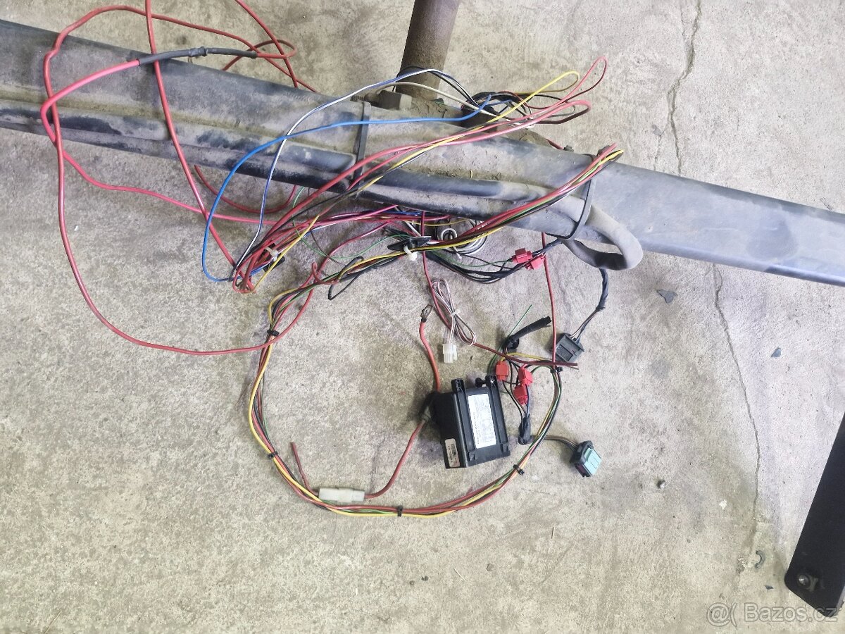 Tažné zařízení passat b6 - 2