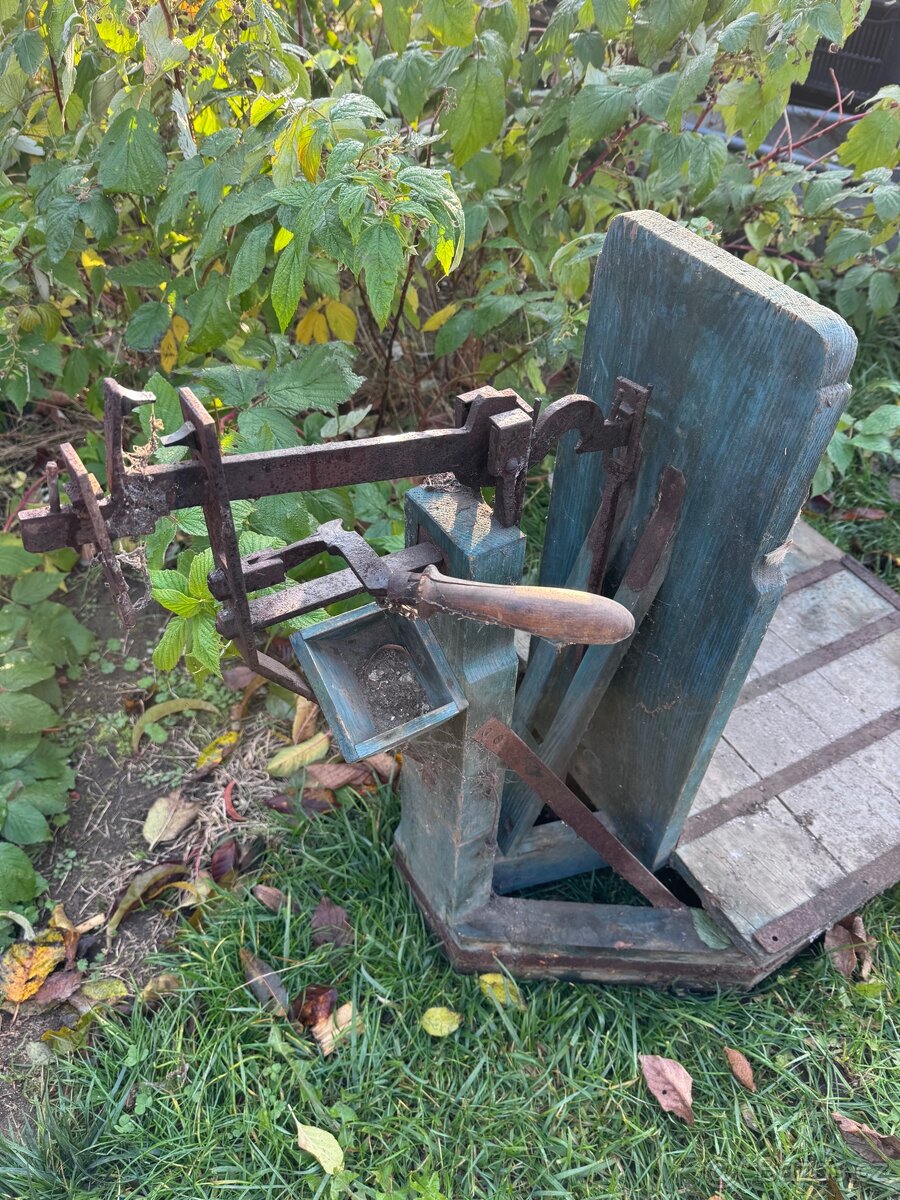 STARÁ VÁHA DECIMÁLKA. - 2