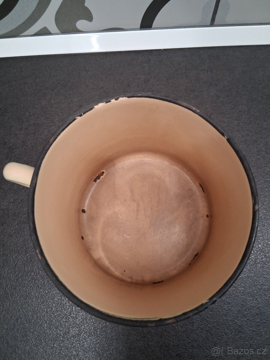 Smaltovaný hrnek - 2