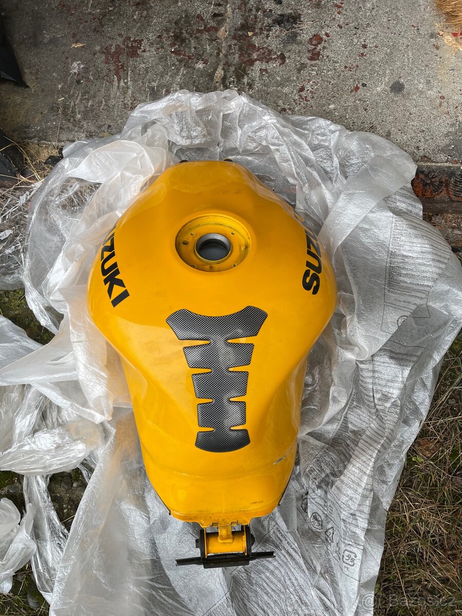 Díly na Suzuki sv650 - 2