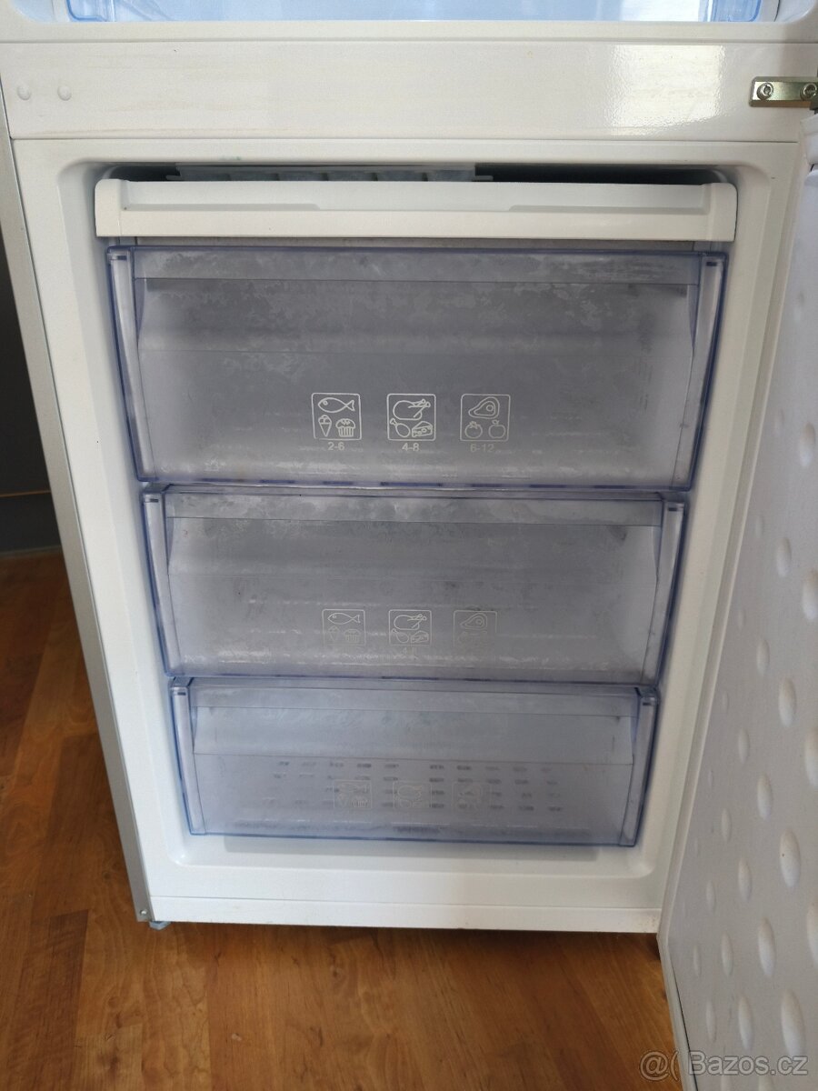 Lednice s mrazákem Beco - 2