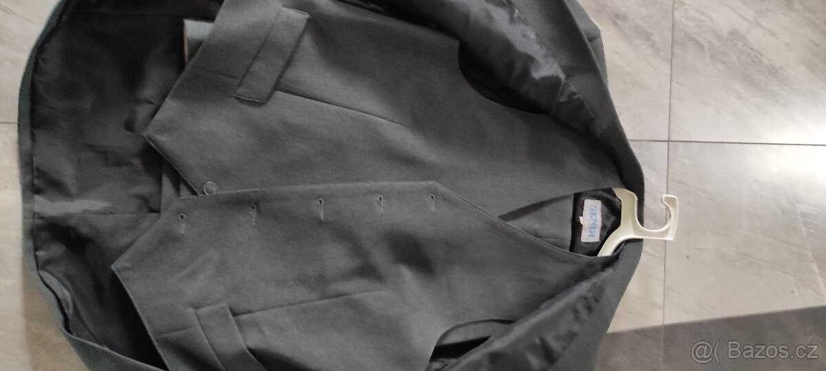 Oblek velikost XL - 2