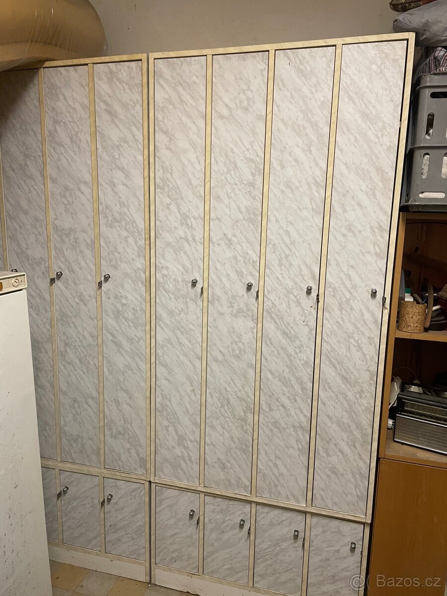 Šatní skříňky - 2