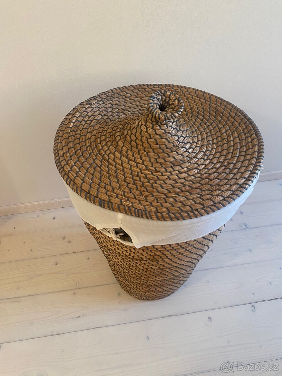 Proutěný koš na prádlo IKEA - 2