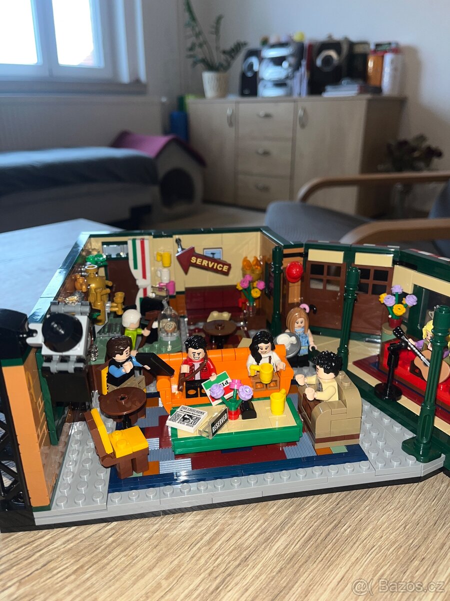 Lego Friends Central Perk - 2