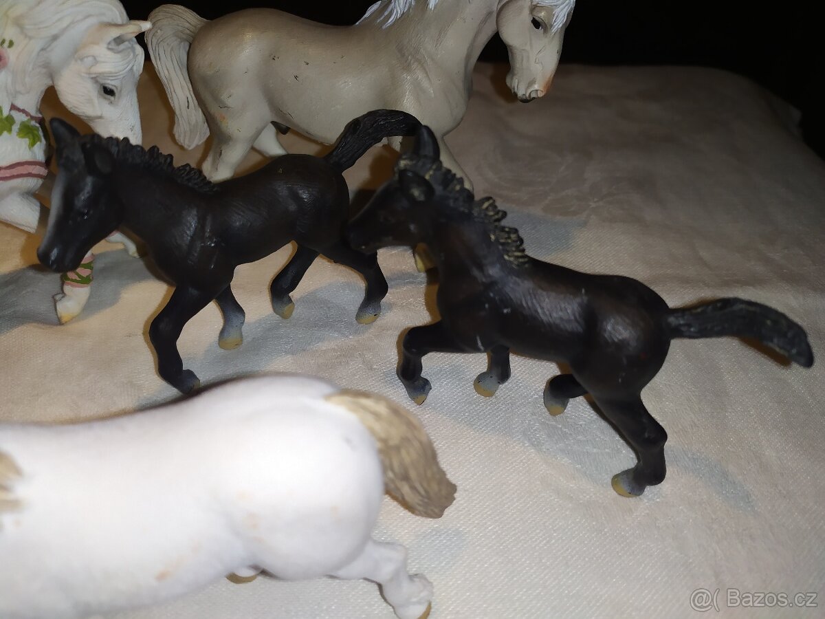 10. Schleich koně lipicán, fellský a jiní - 2