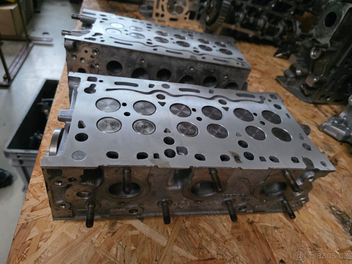 HLAVY CRT 3,0 TDI AUDI Q7 4M - 2