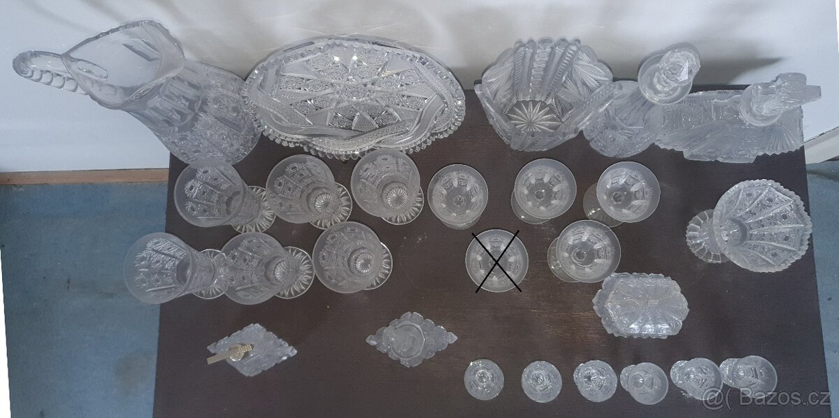 Sada broušeného nádobí - 2