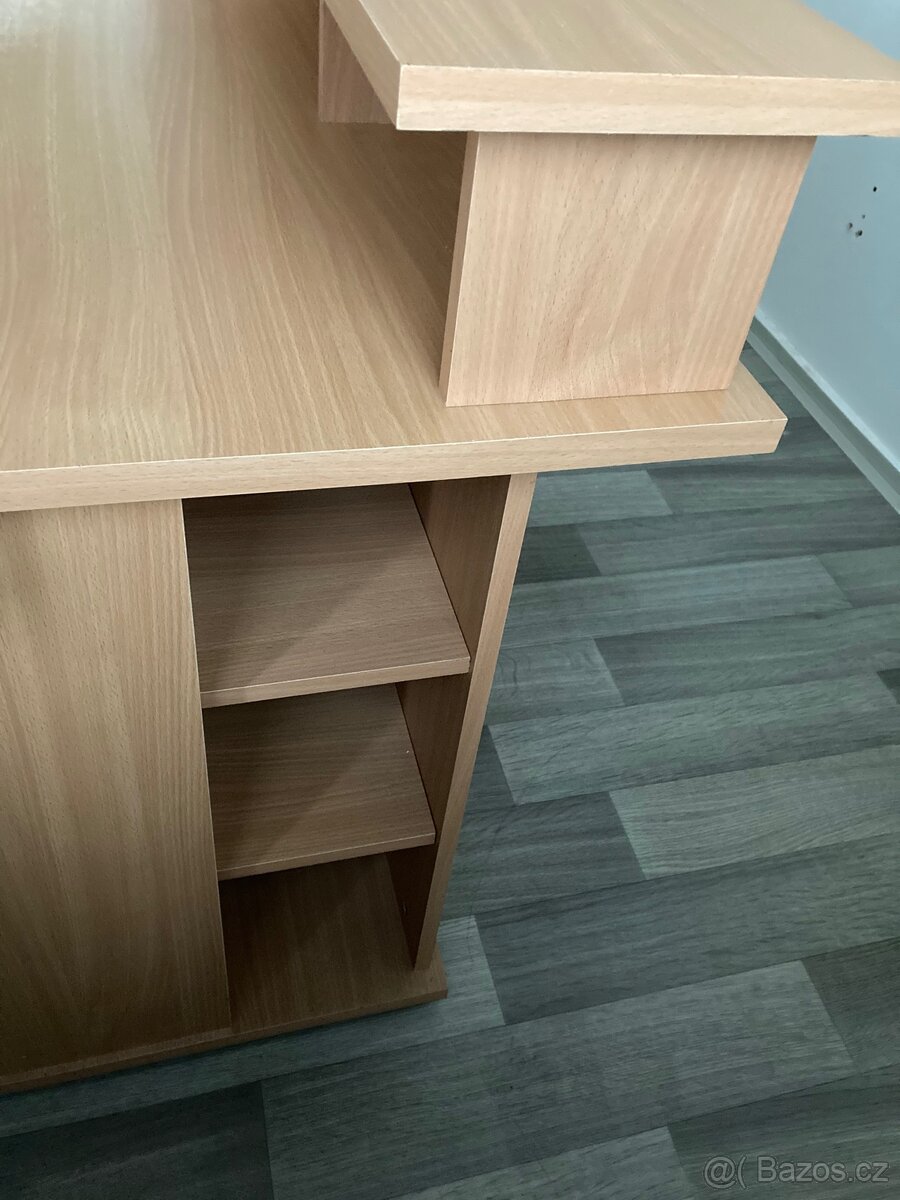 PC stůl - 2