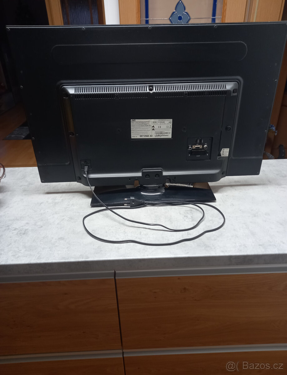 Prodám televizor JVC - 2