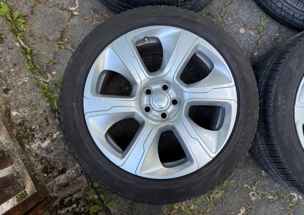 R21 ORIG.ALU KOLA 5x120 LAND ROVER 275/45/21 - 2