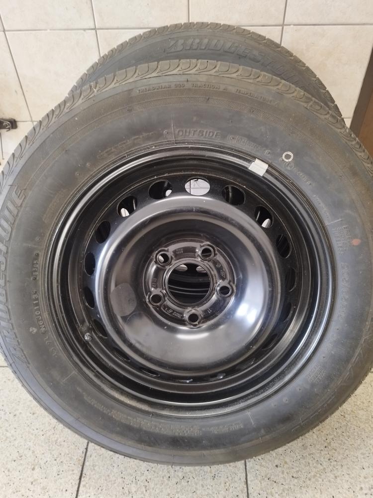 2 kola disk + pneu na Renault Fluence 205/65R15 - 2