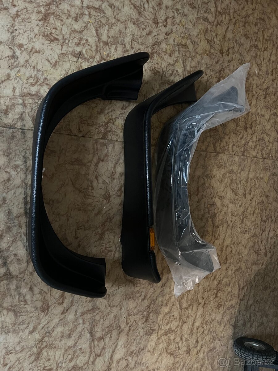 blatník Jeep Wrangler - 2