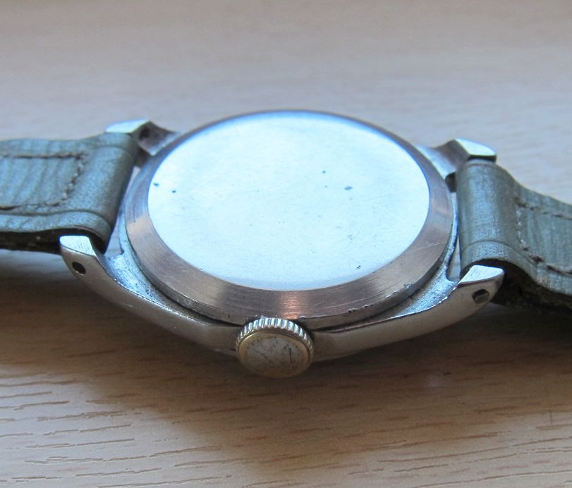 Starožitné švýcarské hodinky DOXA 15 jewels v nerezu funkční - 2