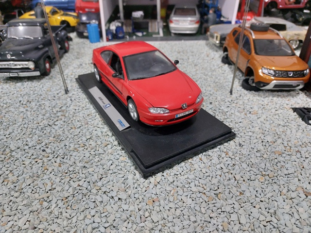 model auta 1:18 Peugeot 406 Coupe ,welly - 2