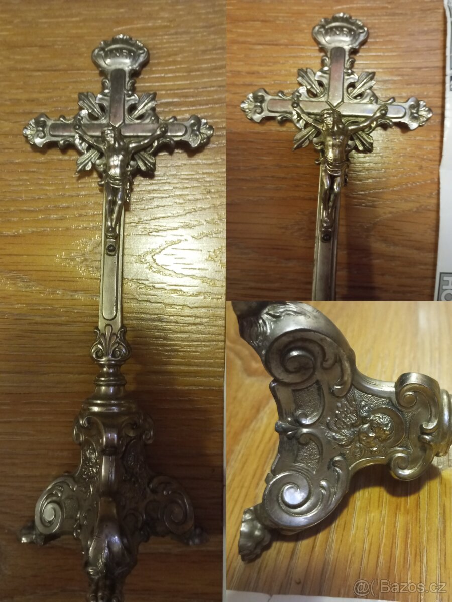 Svícny a kříž - 2