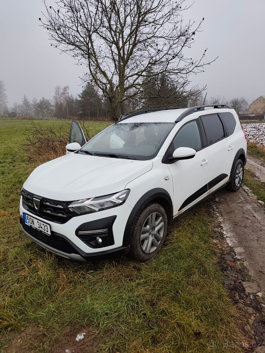 Dacia Jogger 2022 1.0 80kw 11600km - 2