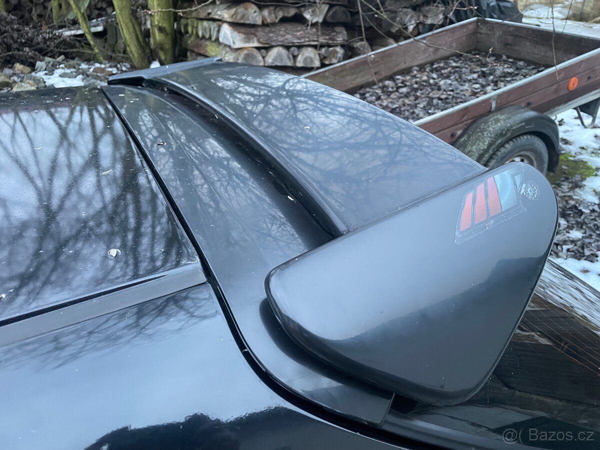 Křídlo ek9 Honda Civic - 2