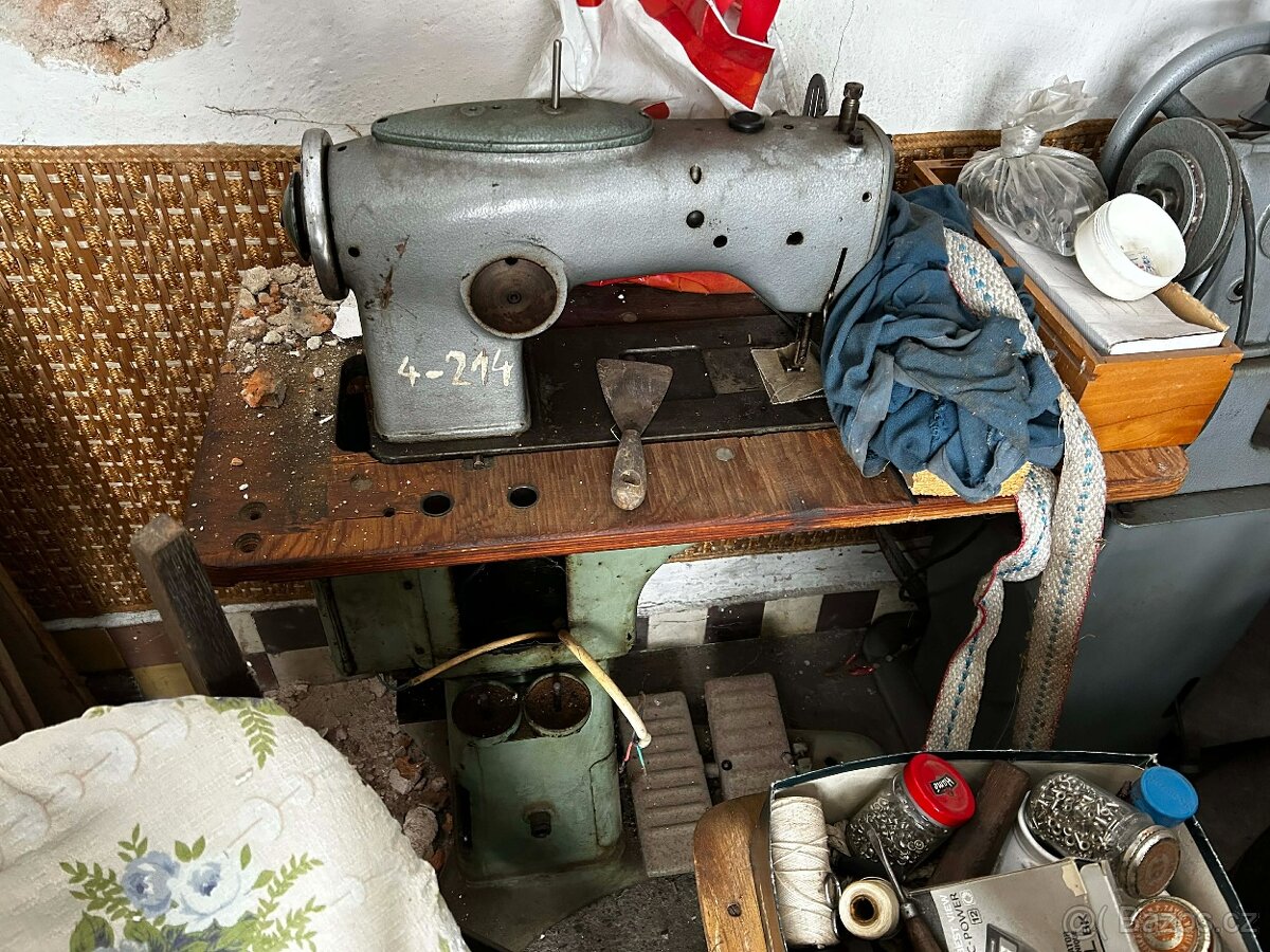 Průmyslové šicí stroje - celkem 4 ks - 2