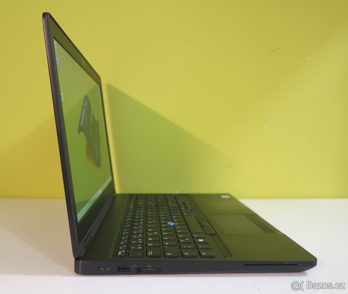 DELL LATITUDE E5590 /i5-7300/8GB/SSD512GB/WIN11/ZÁRUKA - 2