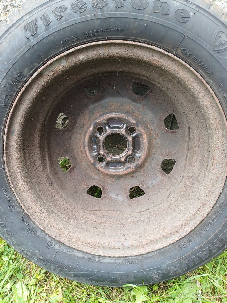 Pneu 175/65 R 14 zimni - 2