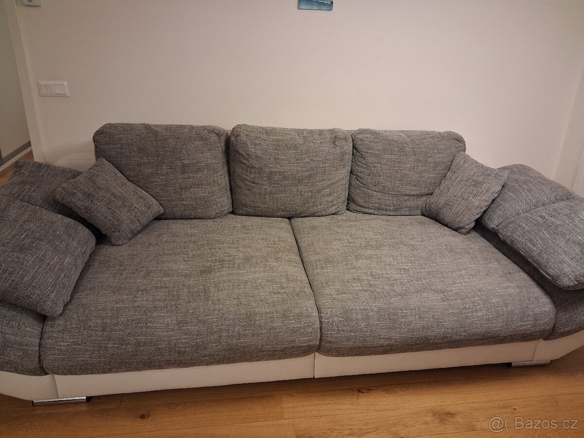 Velká rozkládací sedačka s úložným prostorem - 2