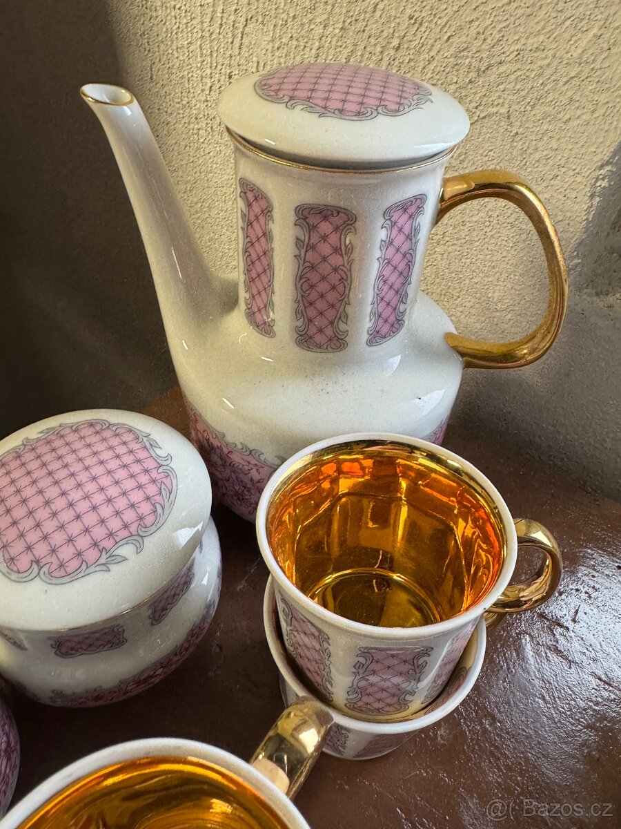 Kávová souprava se zlatem - 2
