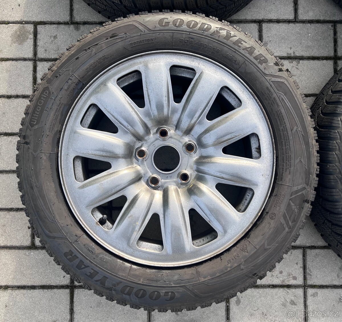 Octavia IV - 16" kola + zimní 205/60 R16 6mm - 2