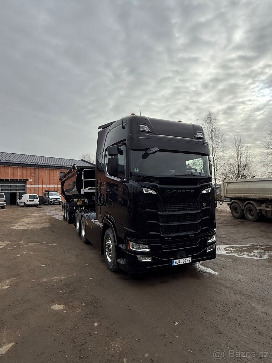 Scania S770 V8 6x4 tahač - 2