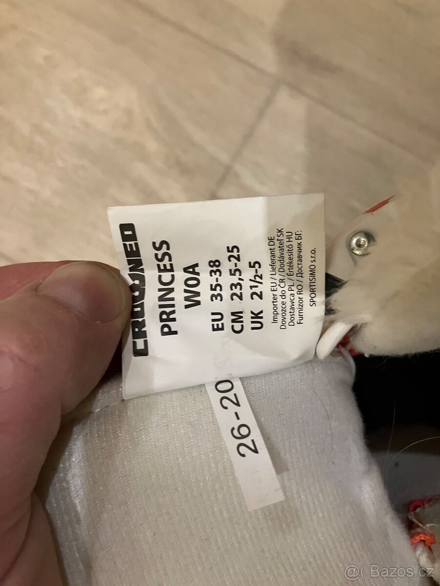 Dívčí brusle 35-38 - 2