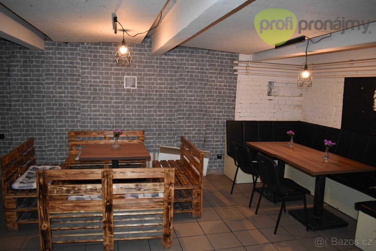 Pronájem komerčních prostor 1. PP, cca 220 m² - 2