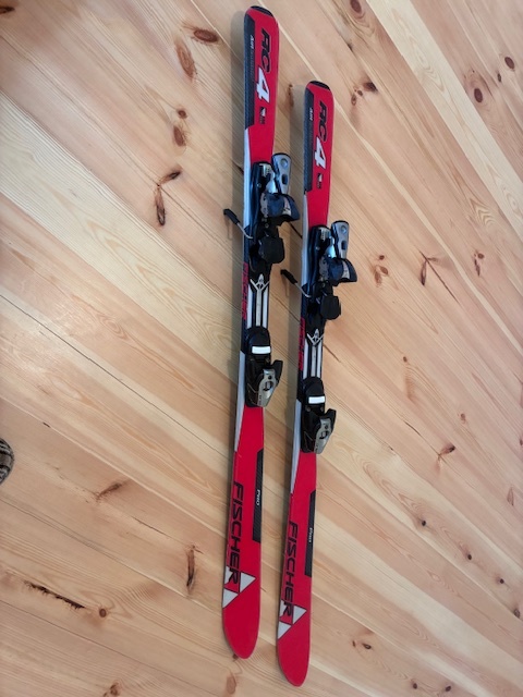 Prodám dětské lyže Fischer RC4 - 2