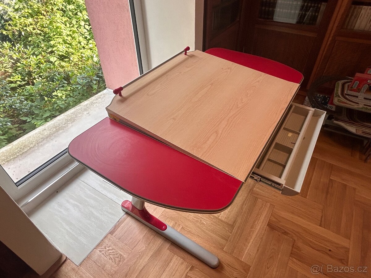 Dětský psací stůl pro prvňáka - 2