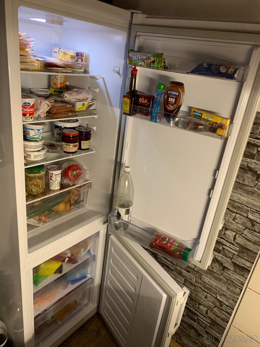 Lednice s mrazákem Beko - 2