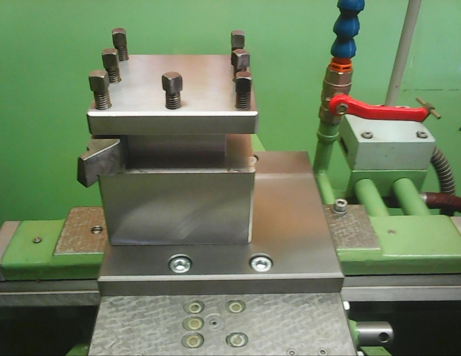 Nožoví držák S 32. - 2