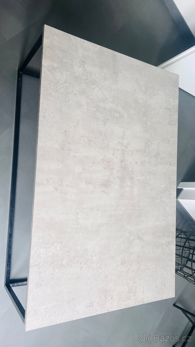 Konferenční stolek - 2