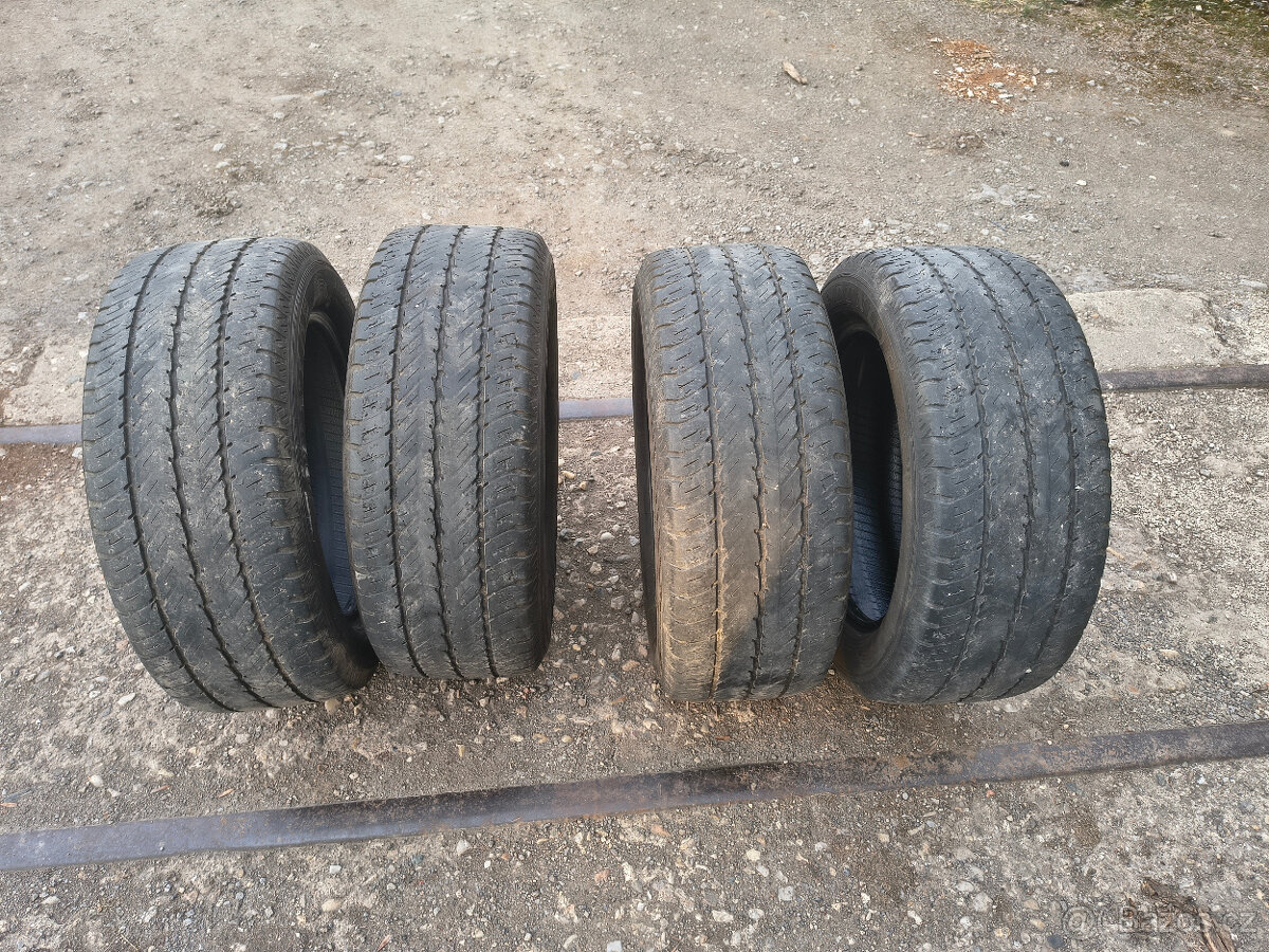 Prodam pneu Dunlop - 2