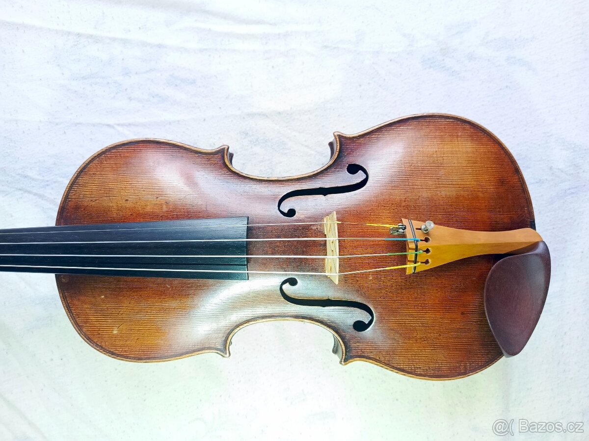 Housle 4/4 - 2