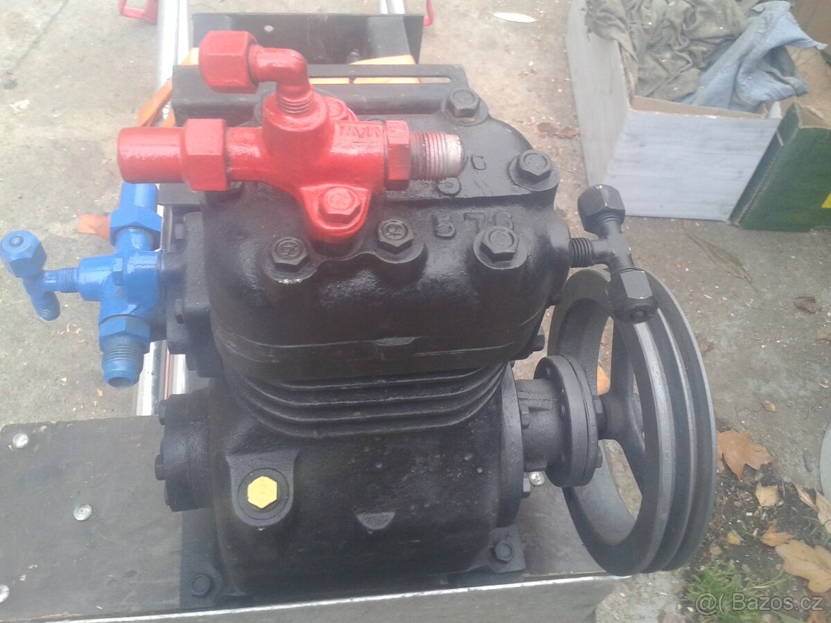 prodám kompresor - 2