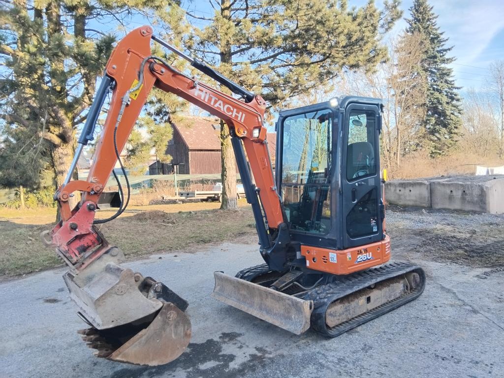 HITACHI 26U Powertilt - 2