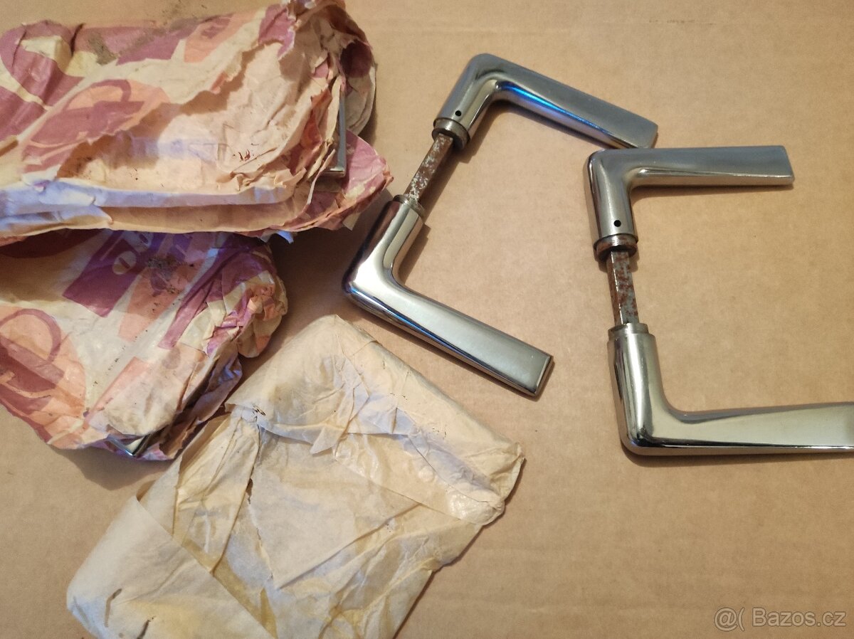 Dveřní kování - 2