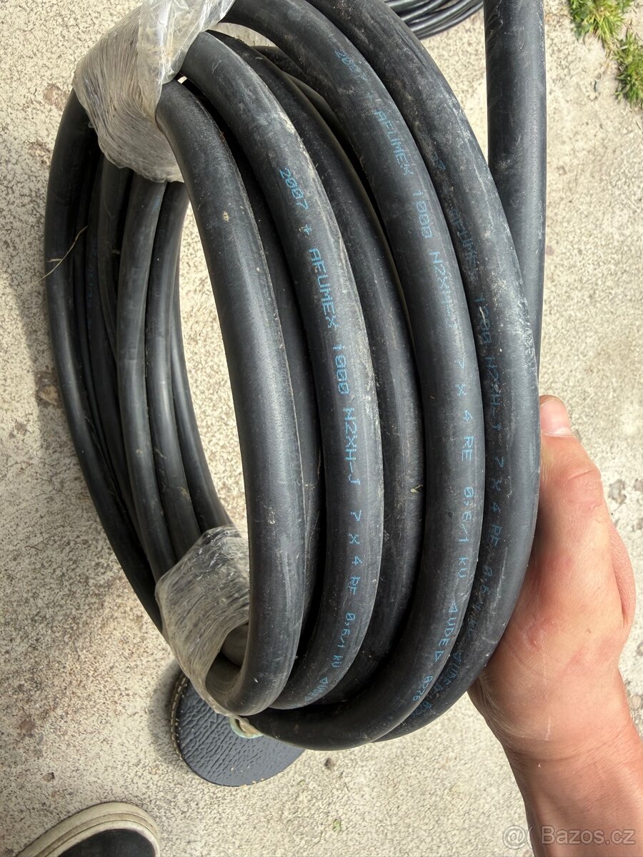 Silový bezhalogenový kabel 7x4 RE voděodolný - 2