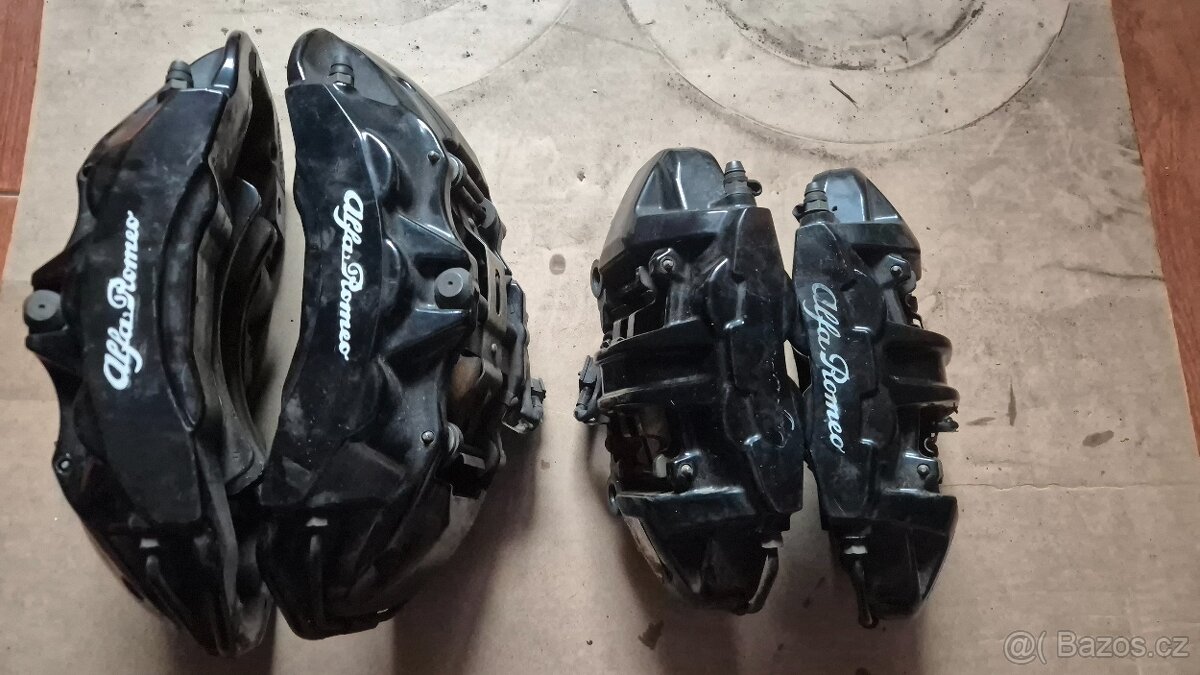 Alfa Romeo Stelvio Qv , Giulia Qv brzdiče s kotoučem. - 2