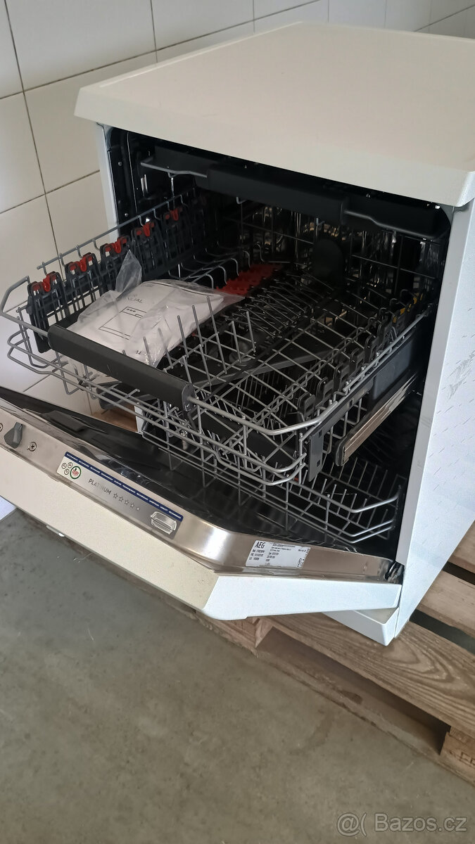 Myčka nádobí AEG Mastery FFB62700PW bílá 60cm - 2