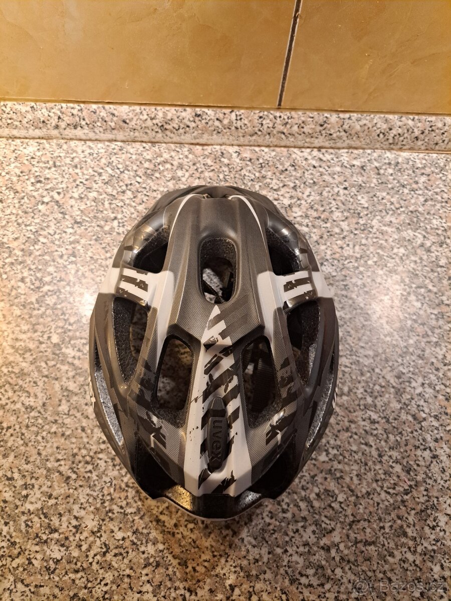 Cyklistická přilba Uvex - 2