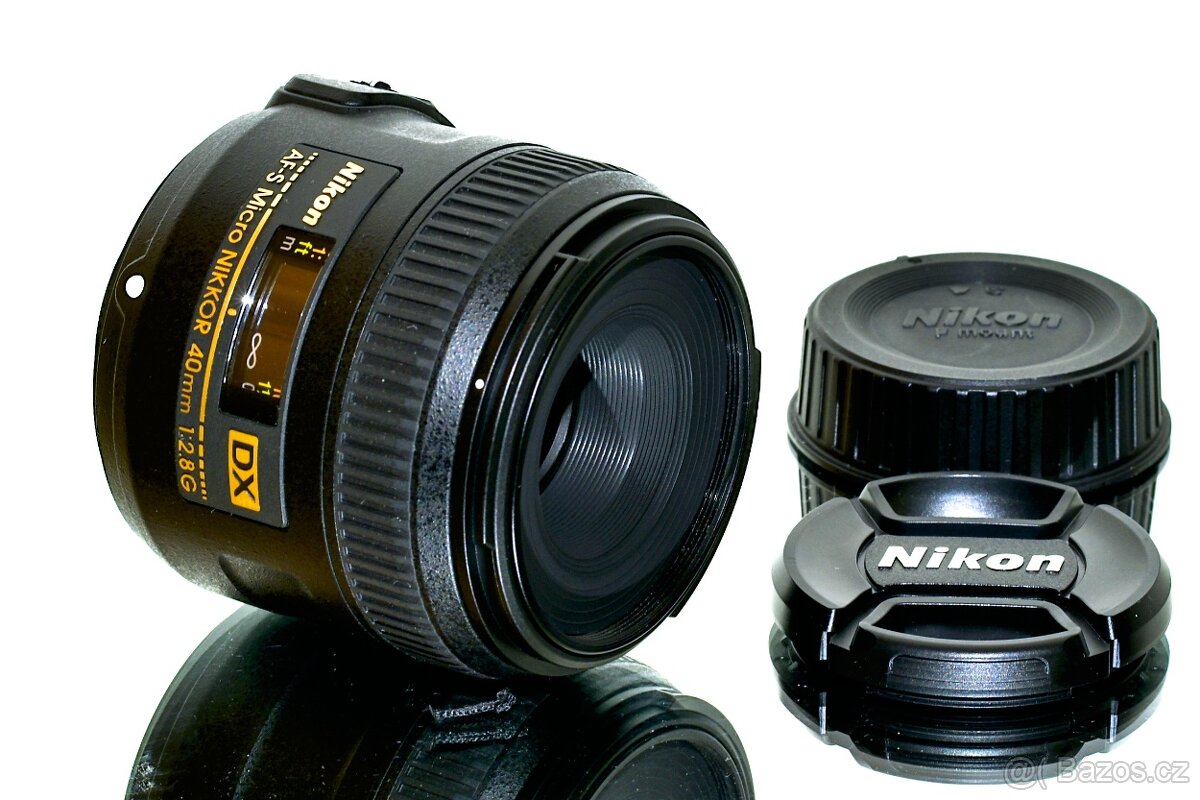 Nikon 40 mm f/2,8 AF-S G DX Micro + Hoya HMC TOP STAV - 2
