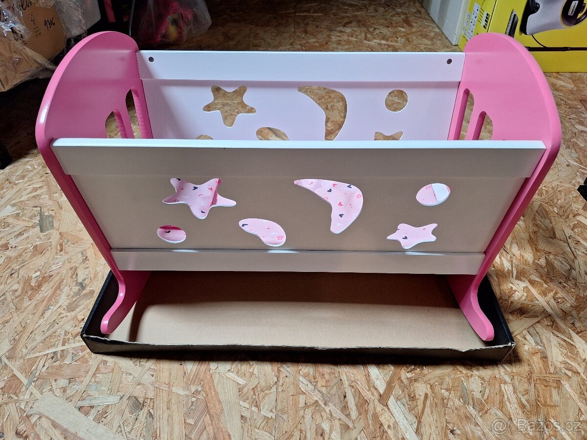 dřevěná postýlka pro panenky - 2