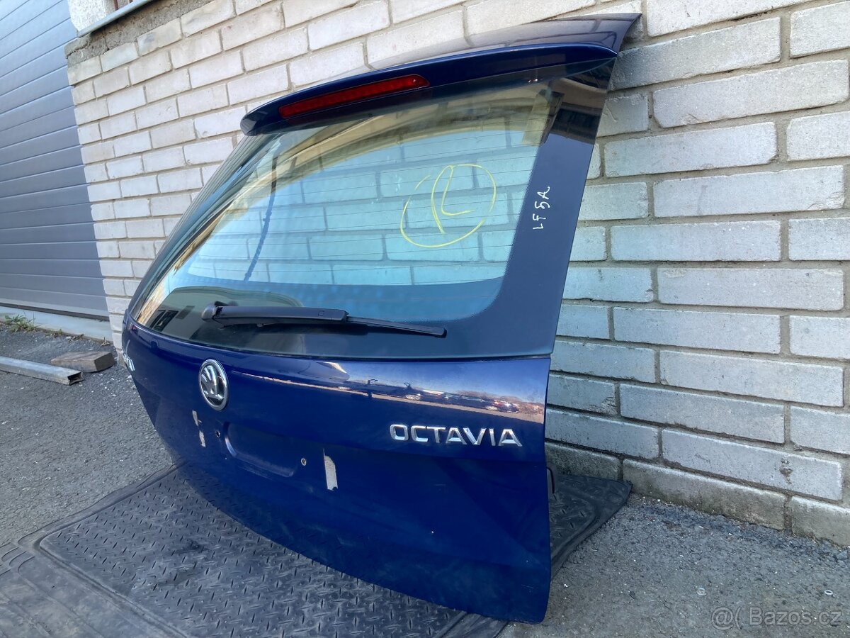 Páté dveře Škoda Octavia III kombi - 2